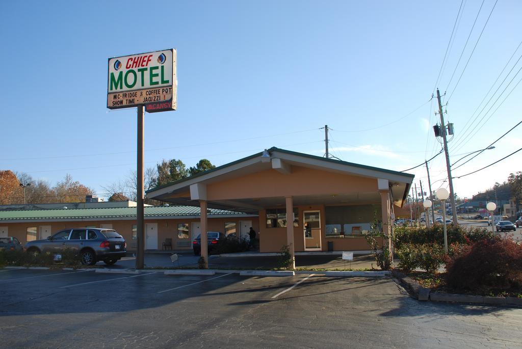 Chief Motel Fayetteville Luaran gambar