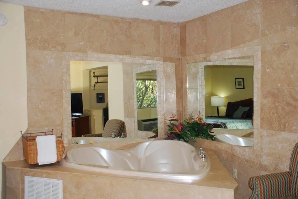 Chief Motel Fayetteville Luaran gambar